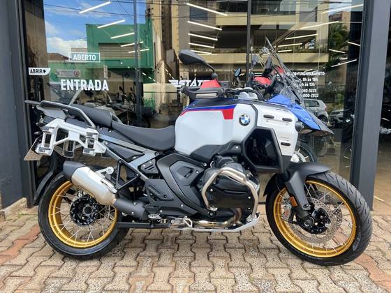 BMW R 1300 GS ADVENTURE BMW R 1300 GS ADVENTURE